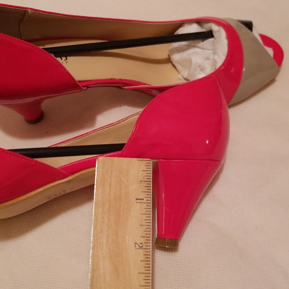 <Bijou New York> Red/Multi Peep Toe Pump - Size 8M - Picture 8 of 8